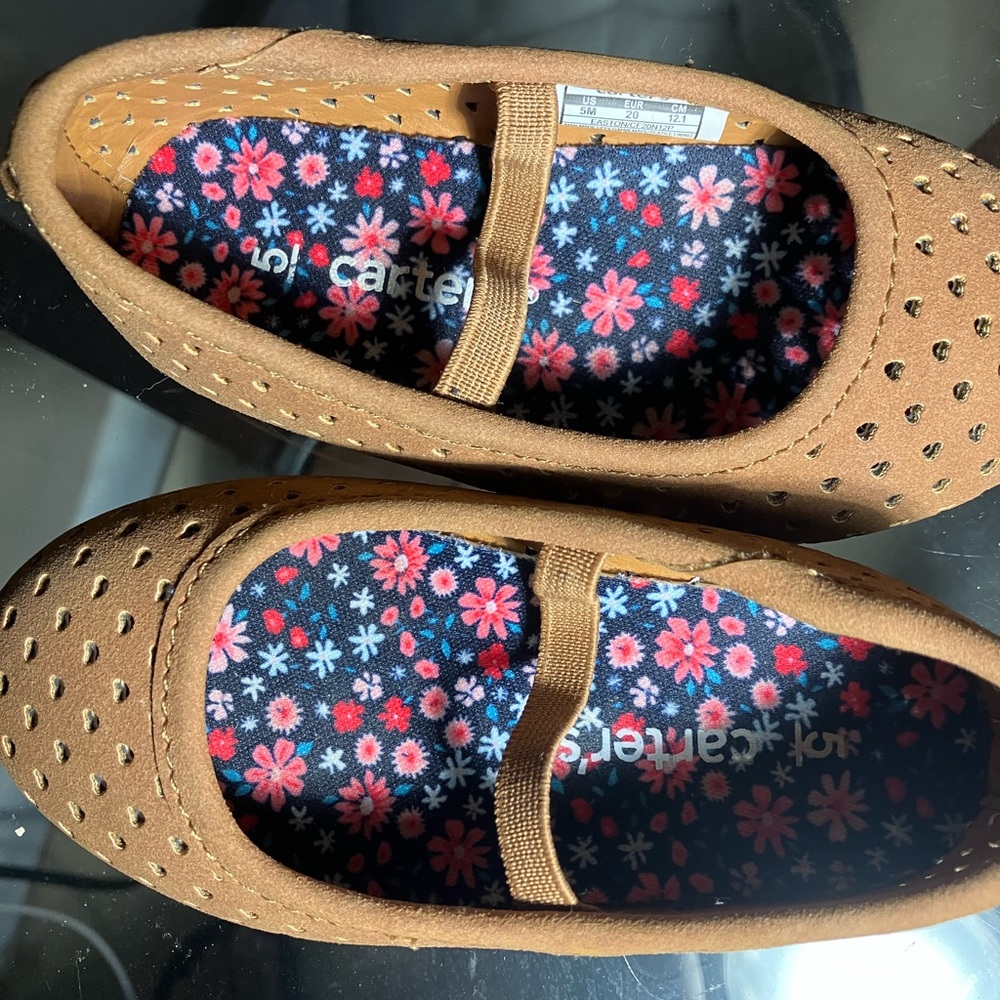 Baby flats